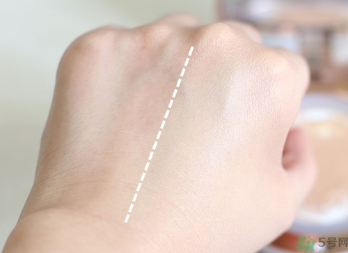 age20s粉底霜怎么樣？age20s粉底霜好用嗎？