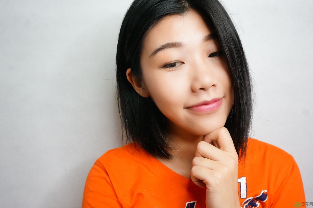 雅詩(shī)蘭黛晶透沁白淡斑精粹水怎么樣？雅詩(shī)蘭黛淡斑水好用嗎？