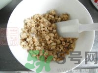 五仁月餅是哪五仁？五仁月餅是哪五種材料？