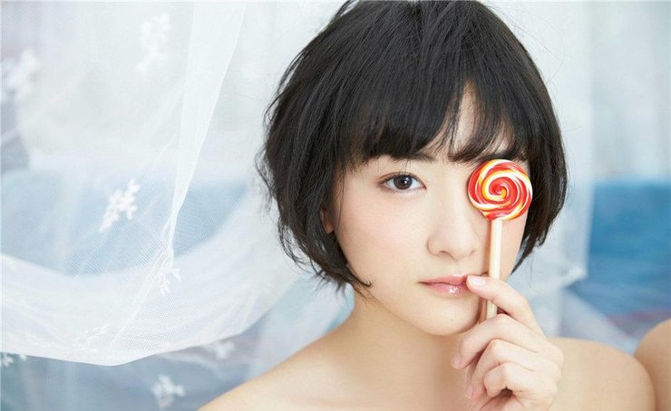 有人夸你漂亮怎么回復(fù)別人？別人夸你帥怎么回答？