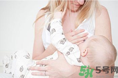 乳房脹痛的按摩方法是什么？如何預(yù)防產(chǎn)后乳房脹痛？