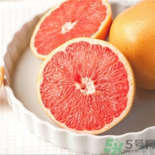 吃葡萄柚嘴麻是為什么?吃葡萄柚嘴麻會(huì)怎么樣?