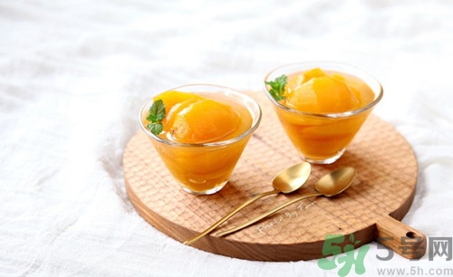 黃桃罐頭可以放冰箱嗎?黃桃罐頭保質(zhì)期是多久 黃桃罐頭可以放冰箱嗎?黃桃罐頭保質(zhì)期是多久