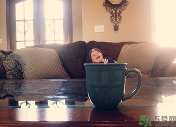 口吃怎么克服？口吃和舌頭有關系嗎？