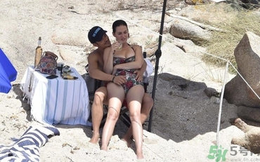 口吃是什么原因造成的？說話口吃是什么原因？