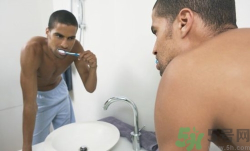 第一次做完之后小弟弟要軟多久?第二次勃起要多久 第一次做完之后小弟弟要軟多久?第二次勃起要多久