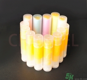 潤(rùn)唇膏怎么做？潤(rùn)唇膏自制方法