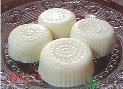 冰皮月餅怎么做好吃？冰皮月餅及餡兒的做法推薦