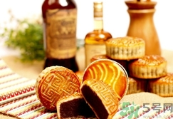 吃月餅可以喝啤酒嗎？吃完月餅可以喝啤酒嗎？