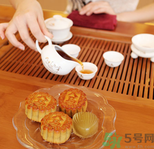 吃月餅會(huì)便秘嗎？吃月餅便秘怎么辦？