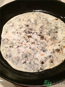 溫州梅菜麥餅怎么做?溫州梅菜麥餅的做法 溫州梅菜麥餅怎么做?溫州梅菜麥餅的做法