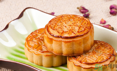 吃月餅不會長痘痘嗎？長痘痘可以吃月餅嗎？