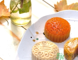 月餅一次吃多少比較好？月餅吃多了會(huì)怎樣？