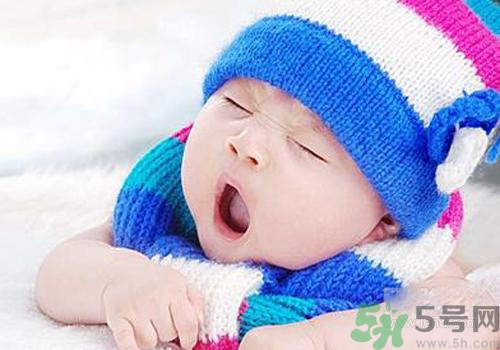 打呵欠骨頭響是怎么回事？打哈欠骨頭響怎么辦？