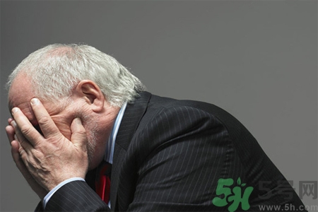 男性更年期的癥狀有哪些？如何知道是否屬于男性更年期？