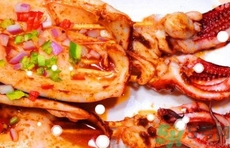 魷魚(yú)可以和西紅柿一起吃嗎?魷魚(yú)能和西紅柿同吃嗎? 魷魚(yú)可以和西紅柿一起吃嗎?魷魚(yú)能和西紅柿同吃嗎?