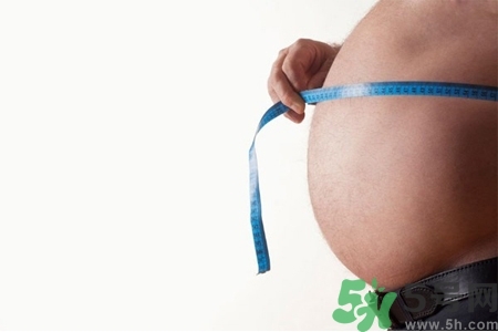 如何預(yù)防男人婚后發(fā)福？男人發(fā)福背后的5大健康隱患