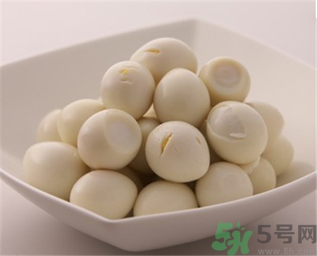 吃鵪鶉蛋會長雀斑嗎?吃鵪鶉蛋長斑怎么辦? 吃鵪鶉蛋會長雀斑嗎?吃鵪鶉蛋長斑怎么辦?