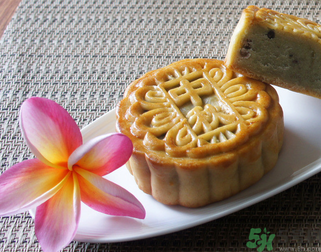 高血脂可以吃月餅嗎？高血脂吃什么食物好？