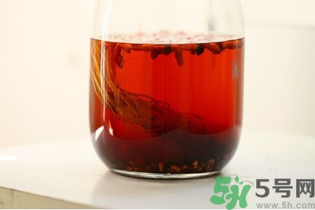 藥酒的好處有哪些？長期喝藥酒的好處有什么？