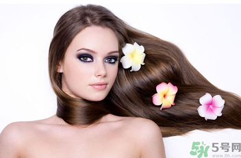 產(chǎn)后多久開始掉頭發(fā)？產(chǎn)后脫發(fā)會持續(xù)多久？