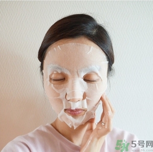 桃淑屋水光面膜和jayjun水光面膜哪個(gè)好？