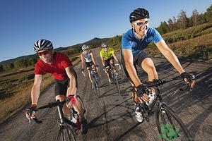 運(yùn)動(dòng)時(shí)喝水好嗎？運(yùn)動(dòng)后多久可以喝水？