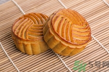 月餅凍了一年還可以吃嗎?月餅冷凍可以放多久 月餅凍了一年還可以吃嗎?月餅冷凍可以放多久