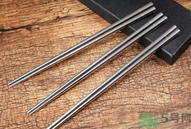 用不銹鋼筷子吃飯好不好？不銹鋼筷子有毒嗎？
