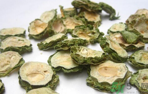 苦瓜干泡水喝可以減肥嗎？苦瓜干泡水功效