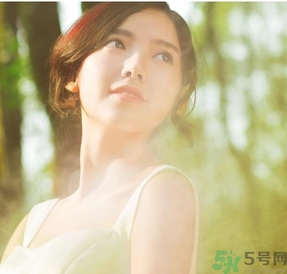 激光祛斑一個(gè)療程多少錢？激光祛斑有什么壞處？