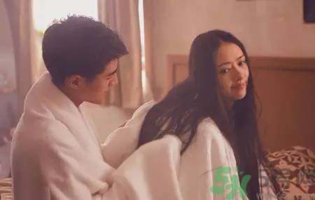 每天掉發(fā)多少算正常?秋季掉發(fā)嚴(yán)重怎么辦? 每天掉發(fā)多少算正常?秋季掉發(fā)嚴(yán)重怎么辦?