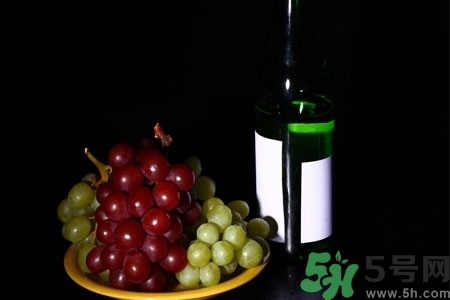 紅酒開(kāi)瓶器怎么用？沒(méi)有開(kāi)瓶器怎么開(kāi)紅酒？