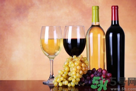 紅酒開(kāi)瓶器怎么用？沒(méi)有開(kāi)瓶器怎么開(kāi)紅酒？