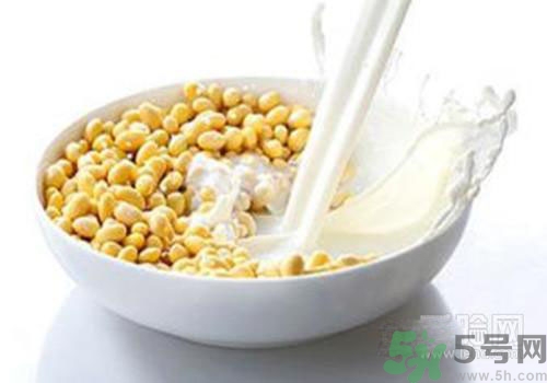 臉上有紅血絲吃什么好？臉上有紅血絲怎么辦？