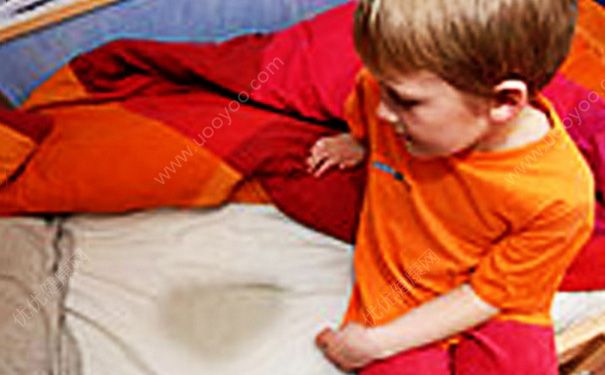 15歲男孩為什么會尿床？15歲男孩尿床怎么治療？