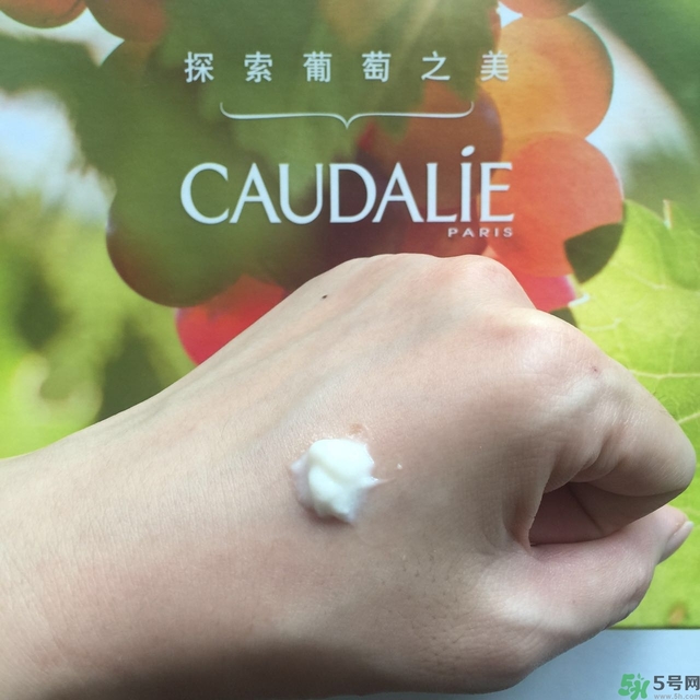 歐緹麗冰淇淋霜怎么樣?歐緹麗冰淇淋霜好用嗎? 歐緹麗冰淇淋霜怎么樣?歐緹麗冰淇淋霜好用嗎?