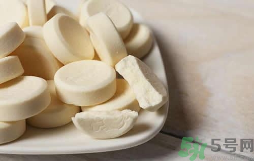 鈣片可以嚼著吃嗎？鈣片可以長期服用嗎？