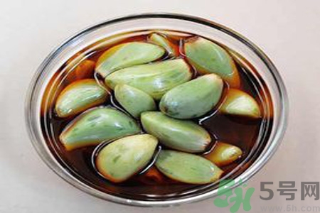 臘八蒜吃了對(duì)身體有什么好處？臘八蒜吃了對(duì)身體有什么功效？