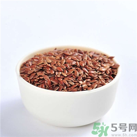 亞麻籽的營養(yǎng)價值 亞麻籽的功效與作用 亞麻籽的營養(yǎng)價值 亞麻籽的功效與作用