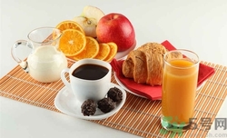 桃子可以榨汁嗎?桃子可以榨汁喝嗎 桃子可以榨汁嗎?桃子可以榨汁喝嗎