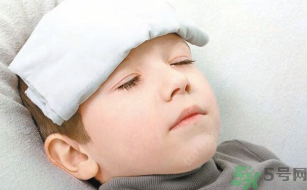 寶寶發(fā)燒如何物理降溫？寶寶發(fā)燒如何快速退燒？