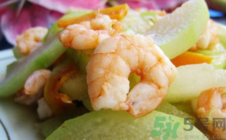 基圍蝦可以和牛肉一起吃嗎?基圍蝦能和牛肉同吃嗎? 基圍蝦可以和牛肉一起吃嗎?基圍蝦能和牛肉同吃嗎?