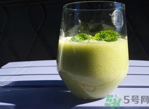 芹菜可以榨汁嗎?芹菜可以榨汁喝嗎 芹菜可以榨汁嗎?芹菜可以榨汁喝嗎