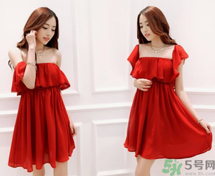 一字領(lǐng)的衣服怎么配內(nèi)衣？一字領(lǐng)的衣服怎么穿內(nèi)衣？