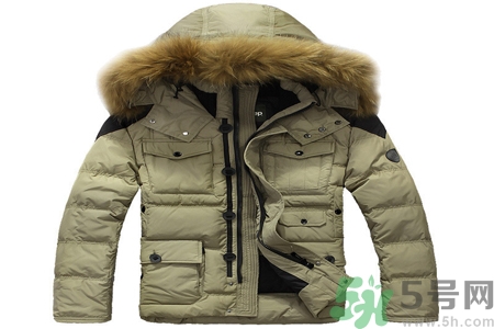 羽絨服日常如何保養(yǎng)？羽絨服局部清潔的方法有哪些？