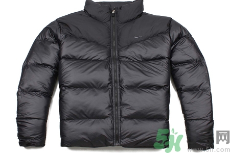 ?羽絨服可以用洗衣機(jī)洗嗎？羽絨服上油漬怎么洗？