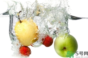 蘋果和梨子可以一起榨汁嗎？蘋果和梨子可以一起吃嗎？