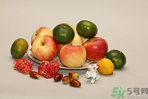 蘋果和桃子能一起榨汁嗎？蘋果和桃子能一起煮嗎？