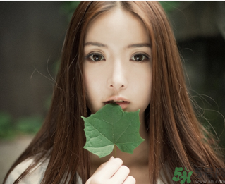 18歲的女生用什么護膚品？18歲的女生適合用的護膚品推薦